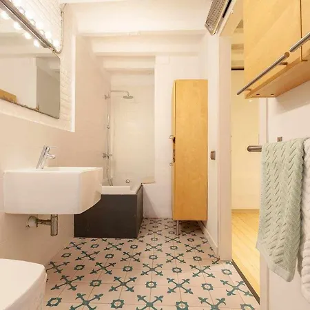 דירה Circus טראגונה